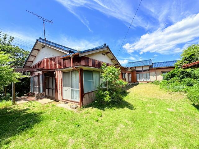 Katori-gun Higashishō Town Sasagawa (Sasagawa Station) Single-story building 7DK