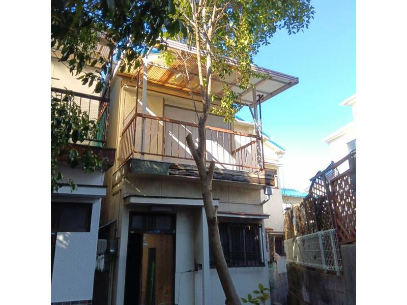 Yamate 7-chome, Tarumi-ku, Kobe (Higashi-Tarumizu Sta.) 2F 4DK

880,000 yen