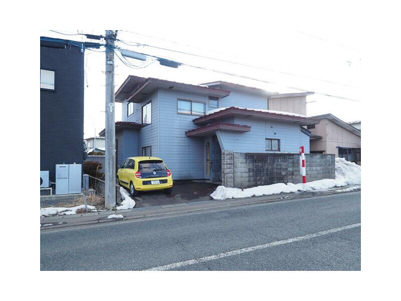 Hanamaki City, Matsuen Town 1-chome (Hanamaki Station) 2-story 7K