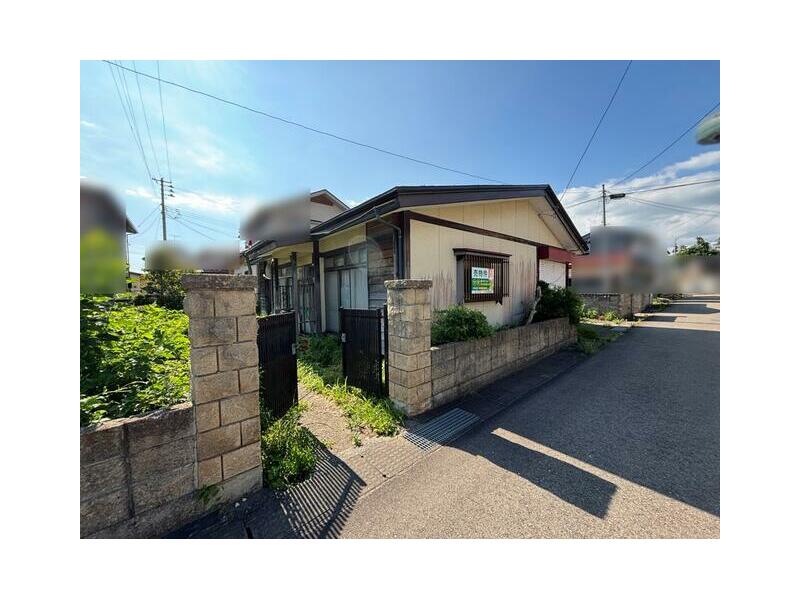 Aizuwakamatsu City Kawauchi Town Higashichōbara Aza Ippongi (Higashichōbara Station) Single-story building 3DK