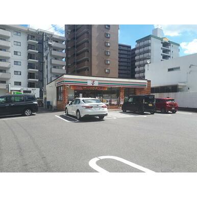 セブンイレブン広島三篠1丁目店 距離:85m