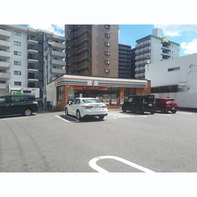 セブンイレブン広島三篠1丁目店 距離:85m
