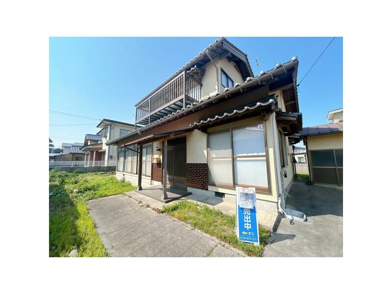 Yonago City, Ryosanyanagi (Sanbonmatsuguchi Station) 2-story building 5DK