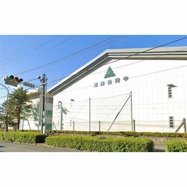 沼津市立金岡中学校 距離:2,498m