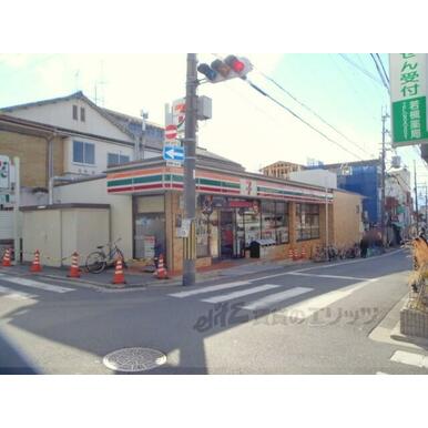 セブンイレブン　丹波橋駅西店 距離：600m