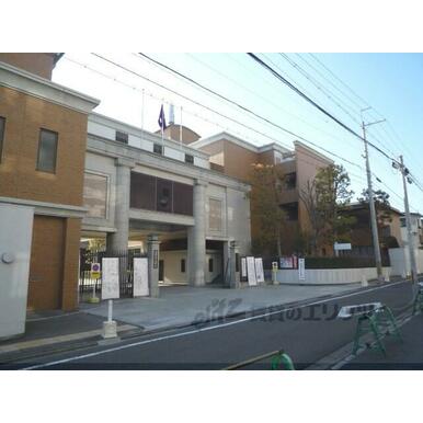 花園大学 距離：1,600m