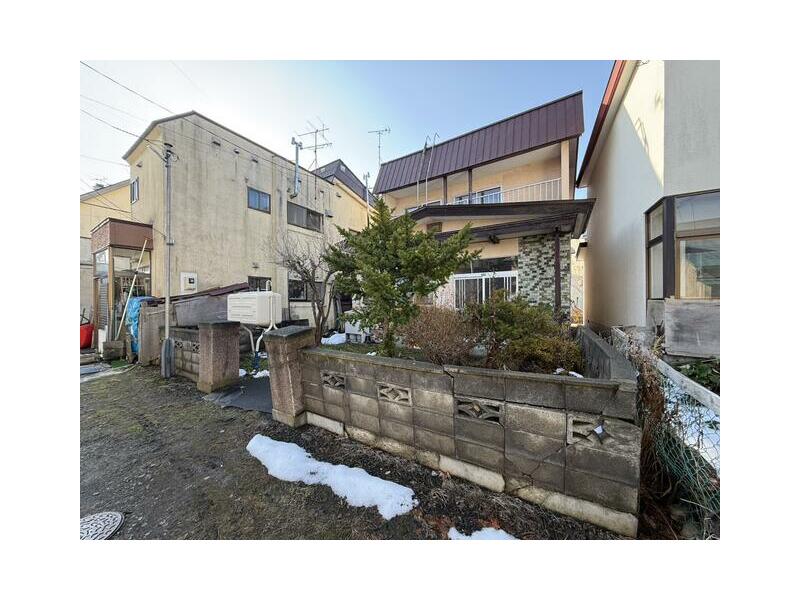 Takashima 2-chome, Otaru City (Otaru Station), 2-story, 3LDK