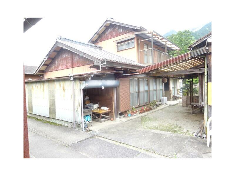 Tsu City, Misugi Town Yachi 2-story building 6DK