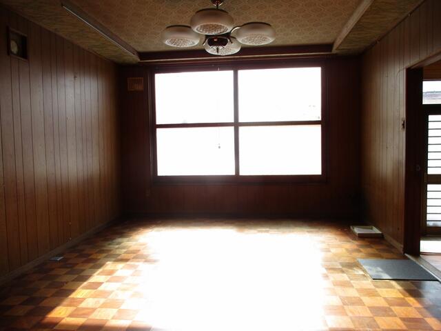 岩内郡岩内町 字高台(倶知安駅) 2階建 3LDK 3