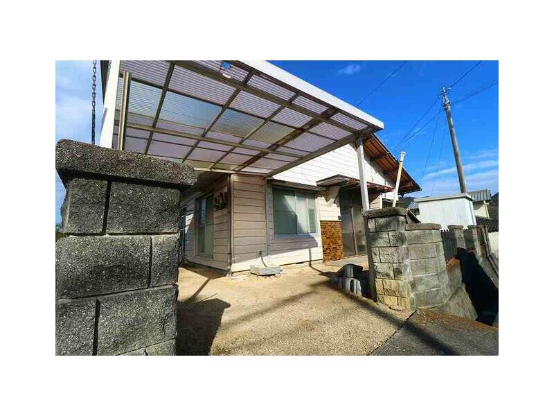 Takamatsu City, Aji Town Matsuo (Yaguri Station) Single-story building 4DK