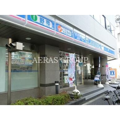 ローソン目黒大鳥神社前店 距離:191m