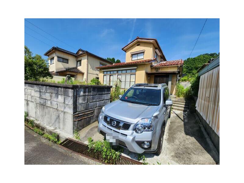 Toyama City, Kanaya (Nishi-Toyama Station) 2-story 5DK