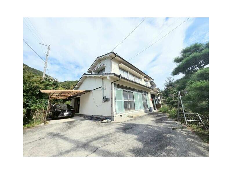 Takehara City, Shimono-cho (Takehara Station) 2-story 5DK