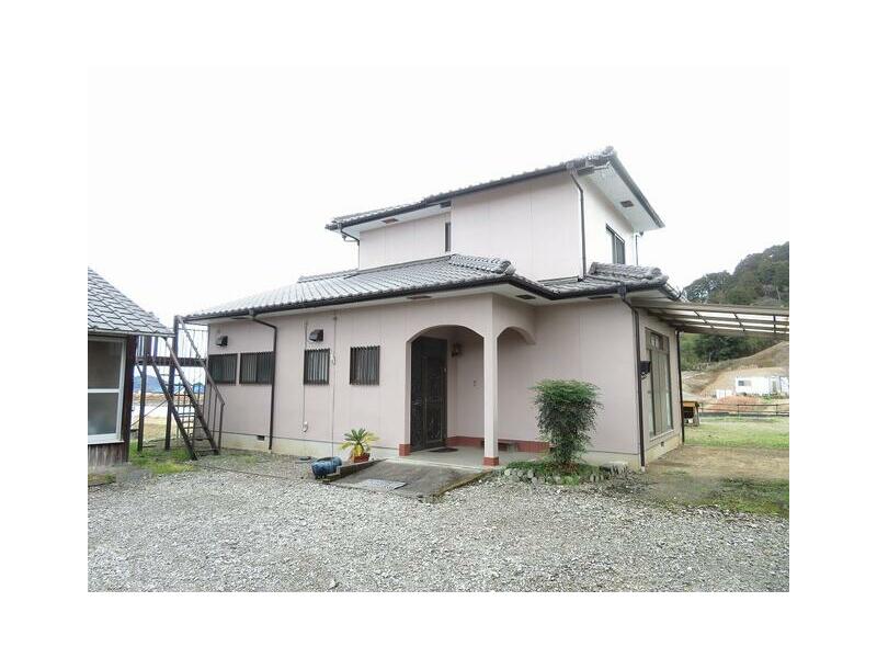 Niihama-shi Hagio (Nakahagi Sta.) 2F 4DK

5,800,000 yen