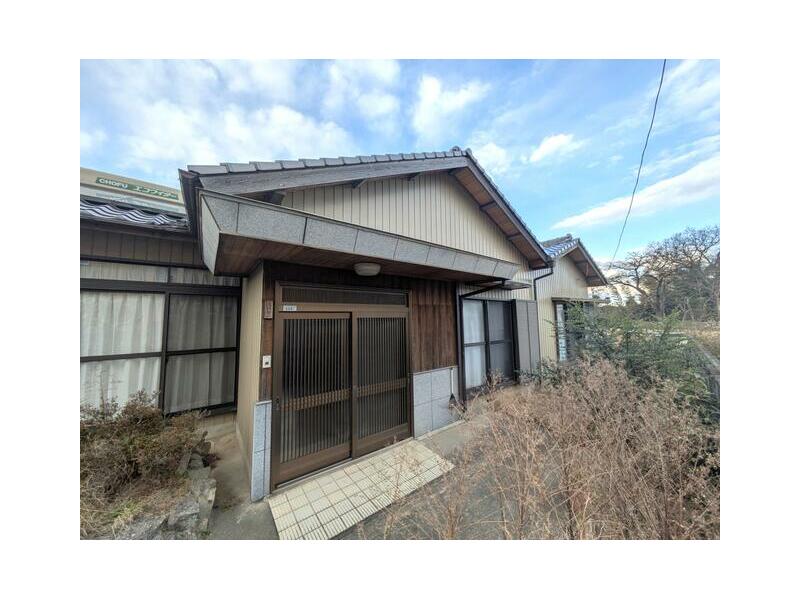 Higashikagawa-shi, Higashikagawa (Sanuki Aioi station) Single-story house, 4K

Single-story house 4K 2.48 million yen