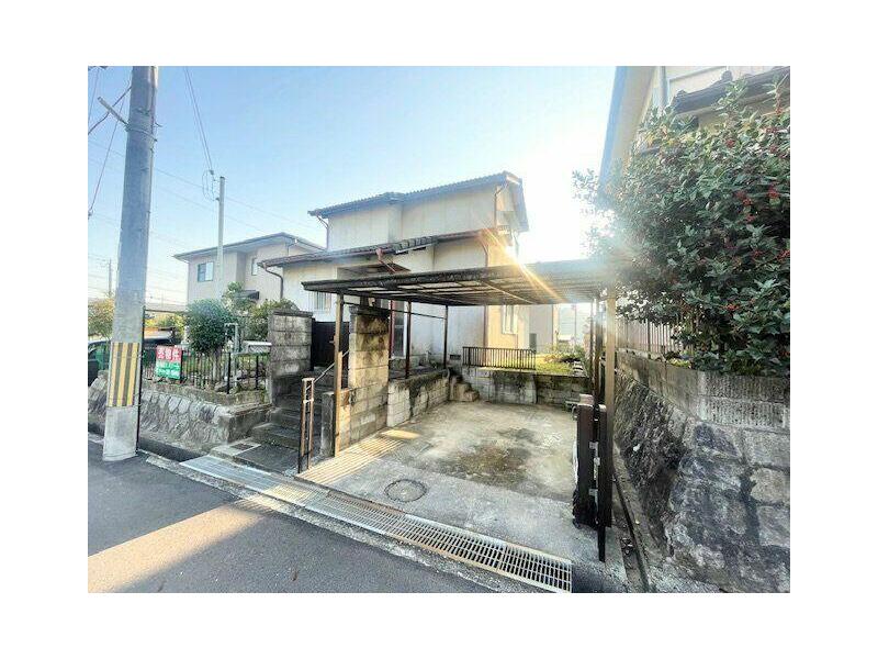 Takadadai 1-chome, Kamigori-cho, Ako-gun (Kamigori Sta.) 2F 5DK

1,800,000 yen