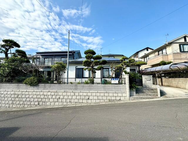 アットホーム】鹿児島市 花野光ヶ丘2丁目 2階建 6LDK