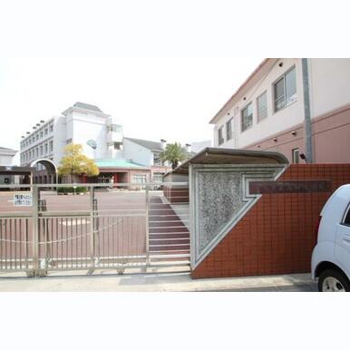 広島市立高須小学校 距離:1,067m