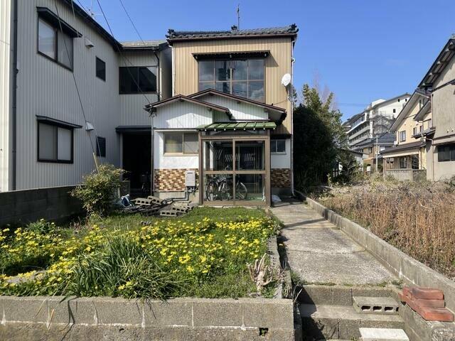 Awara City, Horie Juraku (Awara Yunomachi Station) Single-story building 3DK