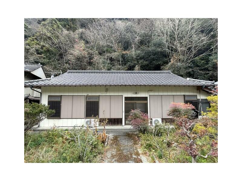 Aikawa, Tosa-cho, Tosa-gun Single-story building 6DK