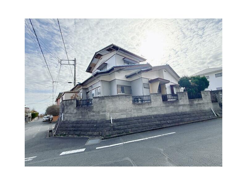 4-chome, Nishi-Narisawa-cho, Hitachi City (Hitachi-Taga Sta.) 2F 5DK

2DK 5,000,000 yen