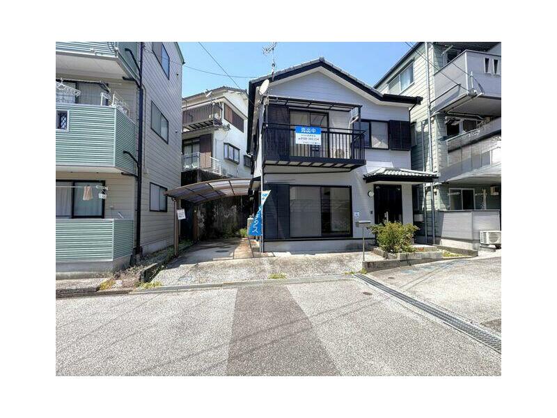 Kochi City, Tosu 3-chome (Katsushima Higashizume Station) 2-story building 4LDK