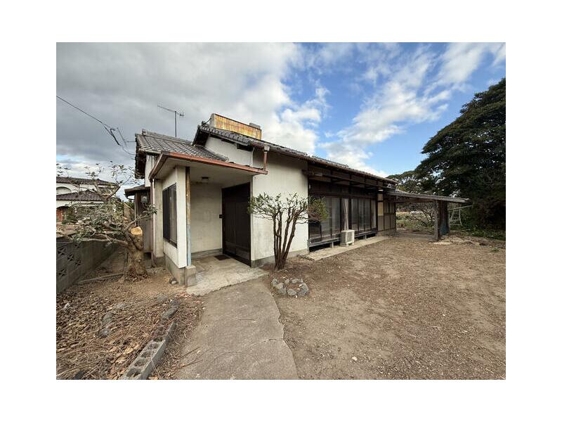 Nakatsu-city, Nakatsu-shi, Osaka (Imazu Sta.) Single story house, 4DK

4,500,000 yen