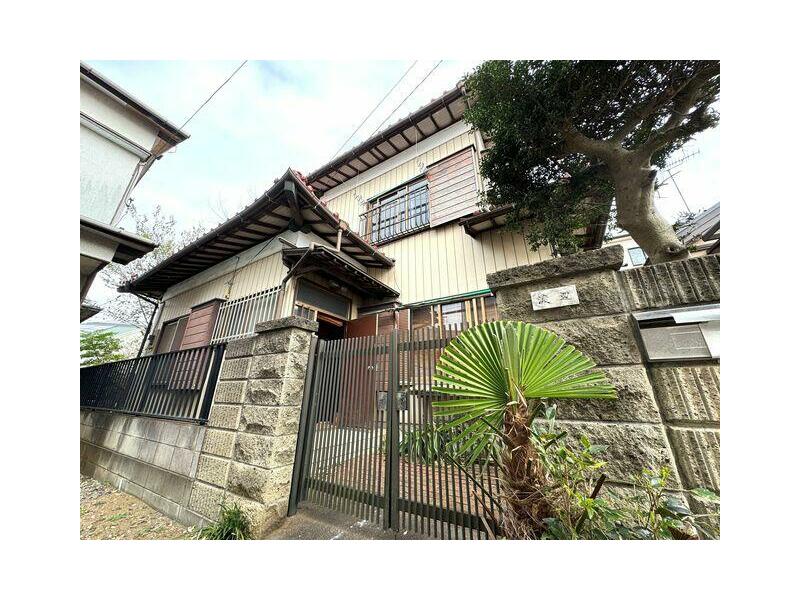 Ageo-shi, Ageo-shi Honmachi 6-chome (Ageo-eki) 2F 4DK

3,500,000 yen