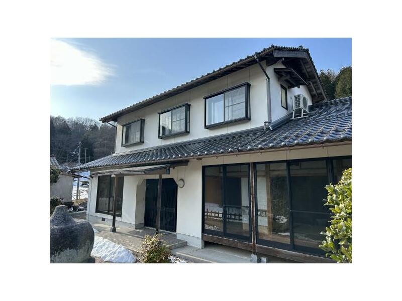 Kakeiai-cho, Unnan-city (Kisuki station) 2F 6SLDK

10,990,000 yen