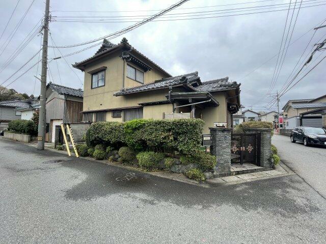 Awara City, Kanamori 2-chome (Awara Onsen Station) 2-story building, 6DK