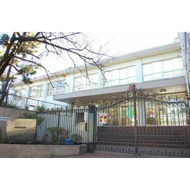 渋谷区立長谷戸 距離：200m