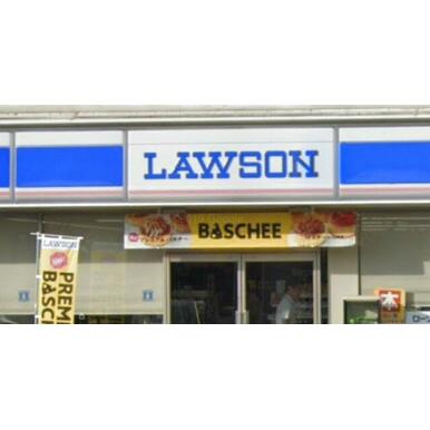 ローソン 姫路飾磨城南町店 距離：680m