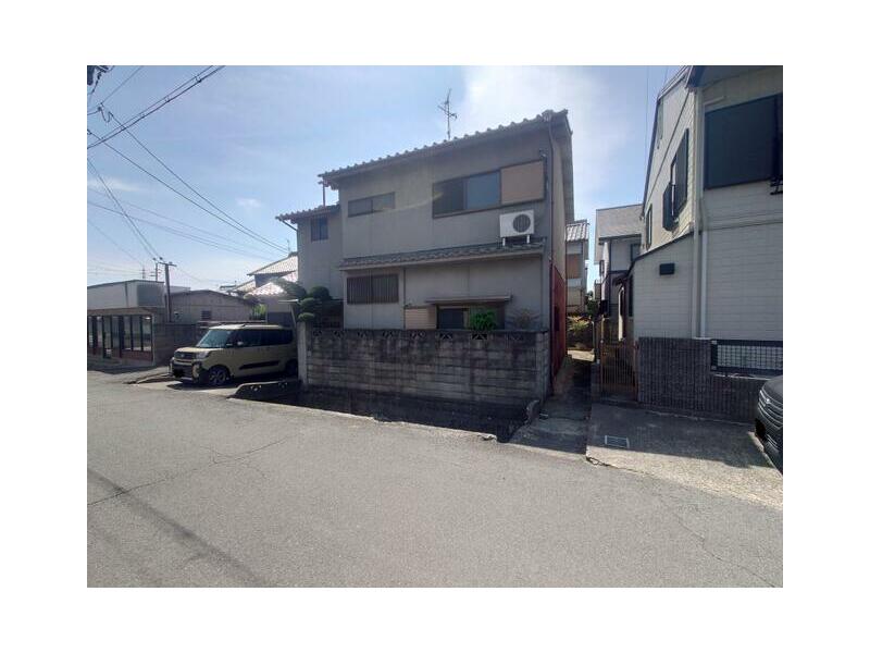 Miyake-cho, Isogi-gun, Oaza-Kamitajima (Tajima station) 2F 6SDK

3,800,000 yen