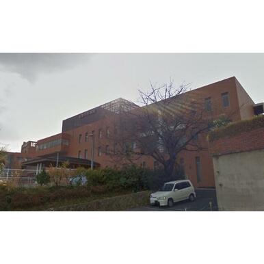 萩原中央病院 距離:311m