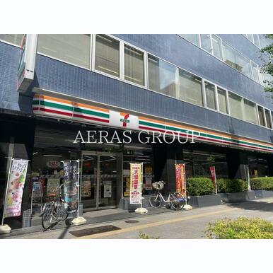 セブン-イレブン 台東駒形1丁目店 距離:153m