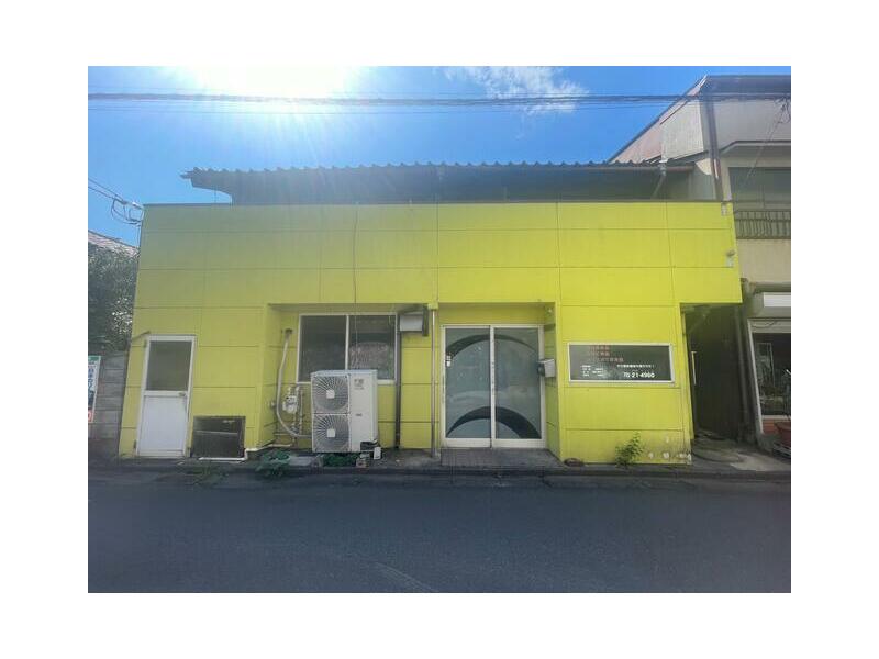 Ashikaga-shi Tomoe-cho (Ashikaga-shi Sta.) 2F 4LDK

3,000,000 yen