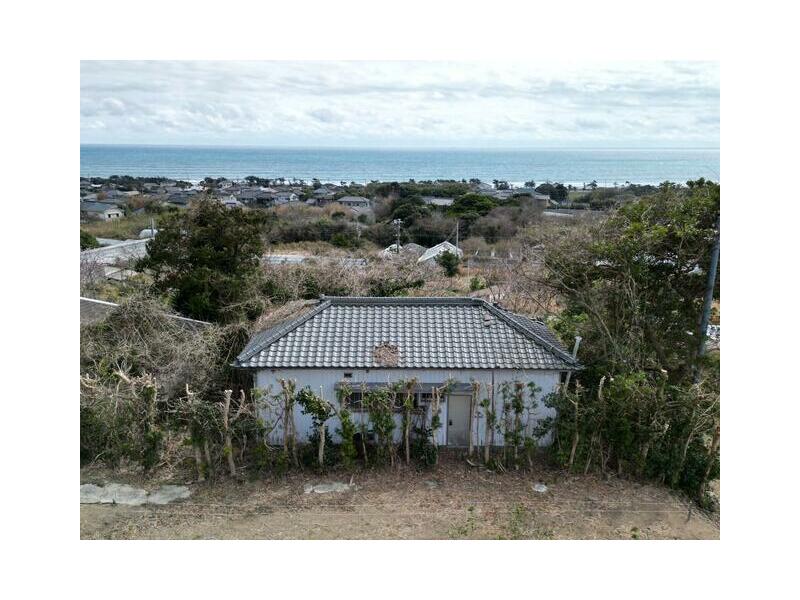 Hanazono, Wada-cho, Minami-Boso-shi, Kanagawa (Wadaura Sta.) Single story house, 2DK

880,000 yen