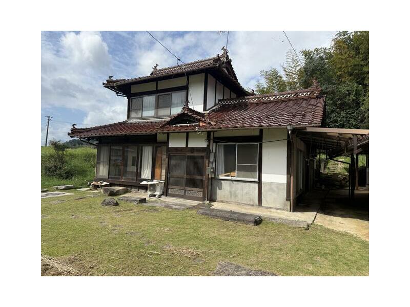 Akitakata City, Koda Town, Shimokobara (Yoshidaguchi Station) 2-story 3LDK