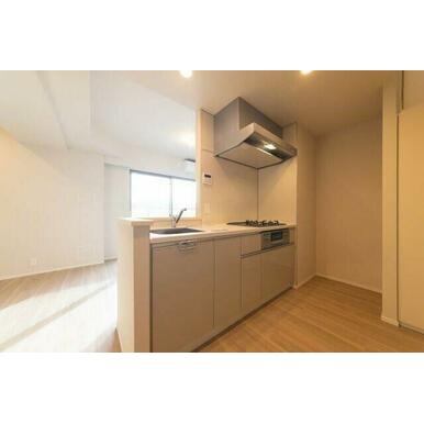 コンパクトなキッチンで掃除もラクラク