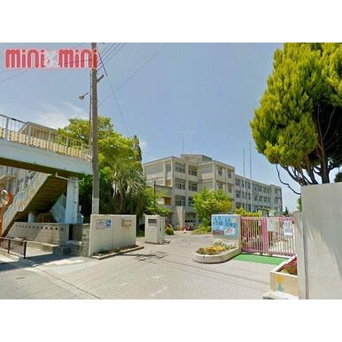 明石市立人丸小学校 距離：1,300m