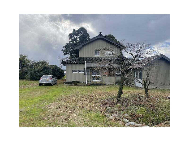 Nakanikawa District, Nyuzentown, Aramata (Nyuzen Station) 2-story 4LDK