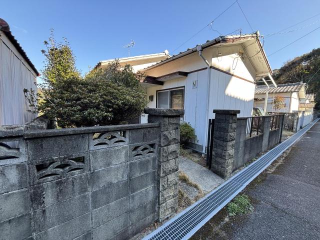 Cheap house for sale in Oita, Oita