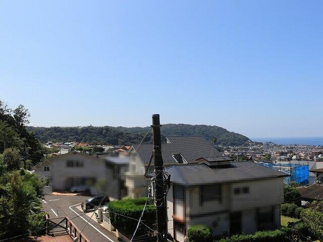 葉山 中古一戸建 プール付き 海見え 誘われる特別席 アールスタジオ