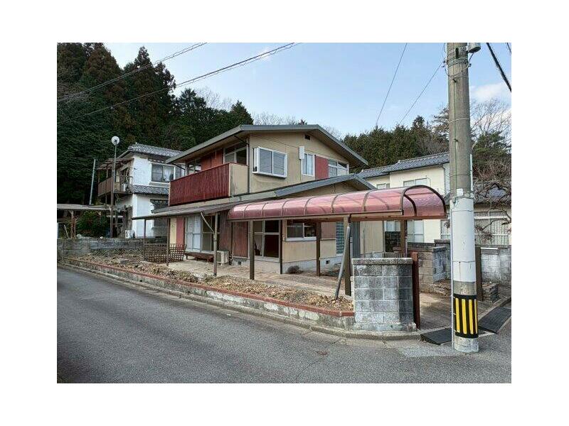 Hiroshima City, Asa Kita Ward, Kabe Town Oaza Katsuki (Aki Kameyama Station) 2-story 7DK