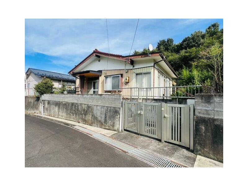 Shiroishi-city Ohirazakaya Aza Haranoshita Single story house 4DK

2,580,000 yen