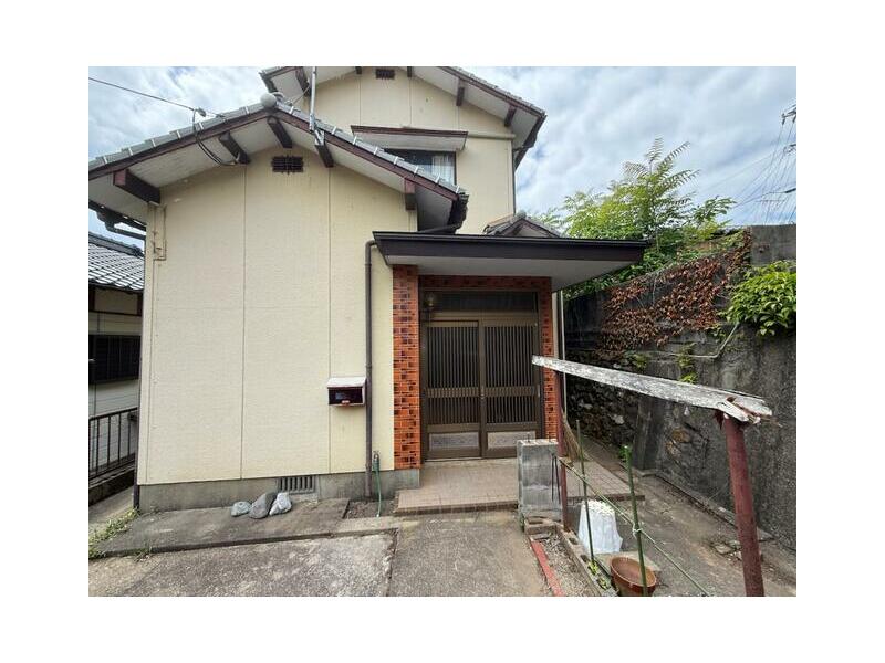 4-cho, Osato Higashi, Moji-ku, Kitakyushu City (Komorie Station) 2-story building 5DK