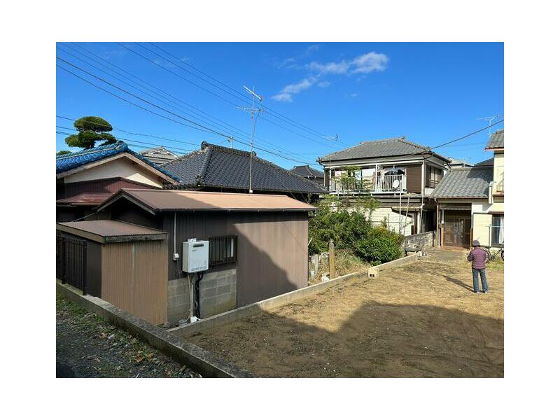 Honjo-cho 3-chome, Choshi (Matsukishi Sta.), Choshi-city, Osaka 5DK

1,400,000 yen