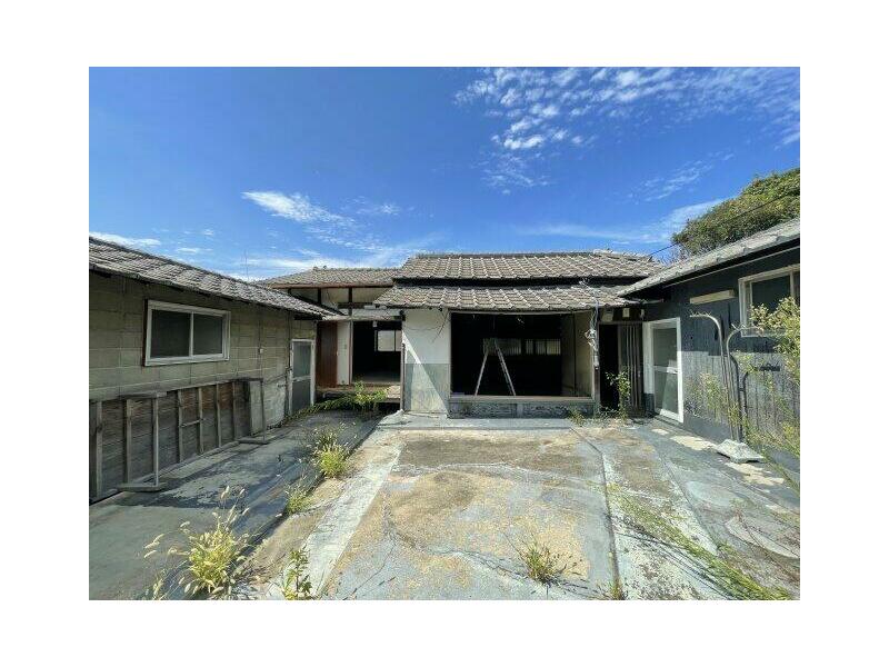 Mitoyo city, Takuma town, Ohama (Takuma station) Single story house, 3LDK

Single-story house 3LDK 980,000 yen