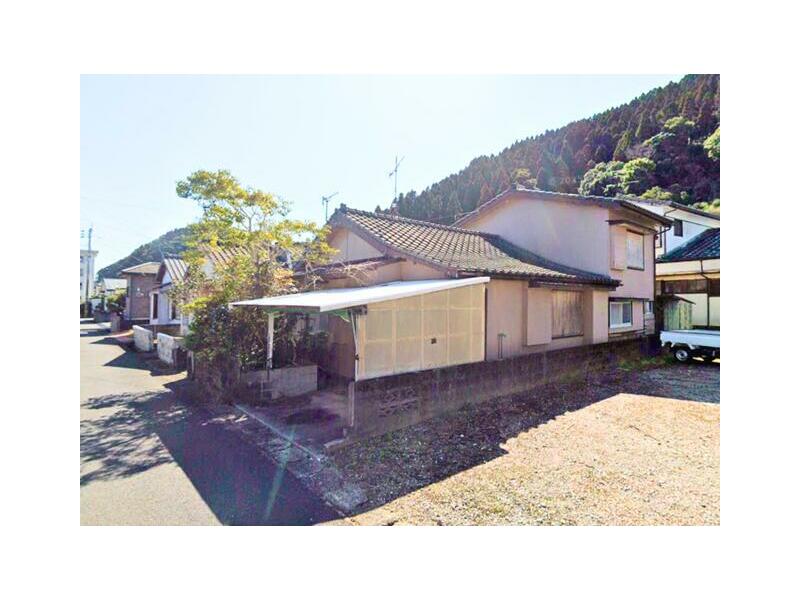 Nichinan City, Nango Town, Lagoon (Nango Station) 2F 4DK

Nichinan City