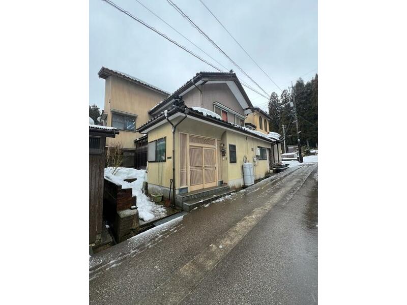 Nanto City, Ango 3-story 9K